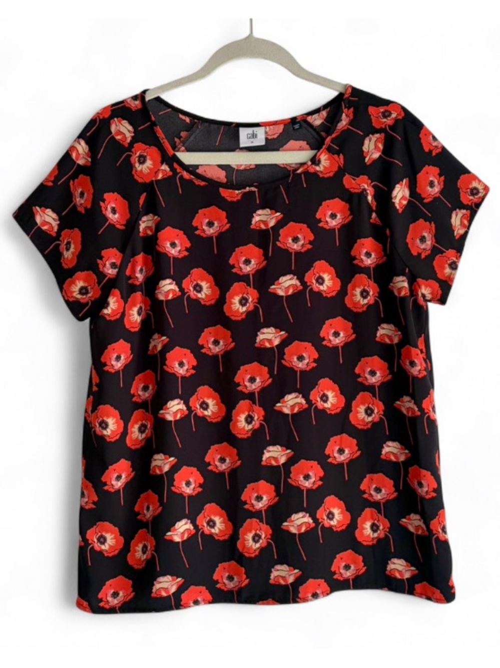 CAbi #3251 Flanders Poppy Floral Print Short Sleeve Split Back Blouse Size M